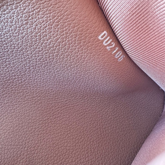 Authentic gently used Louis Vuitton Lockme pink bag - Picture 8 of 8